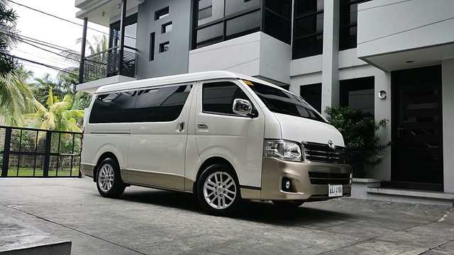 Toyota Hiace 2004