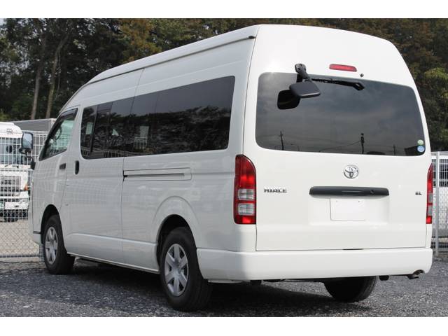 Toyota Hiace 2010