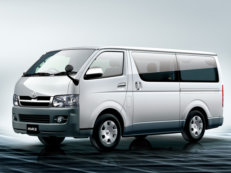 Toyota Hiace 2011