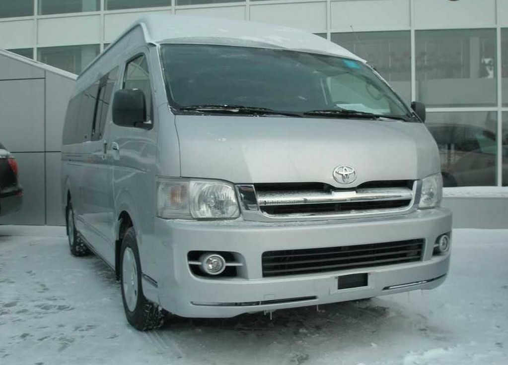 Toyota Hiace 2012