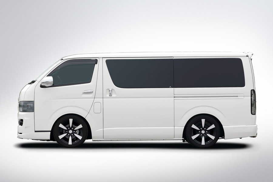 Toyota Hiace 2013