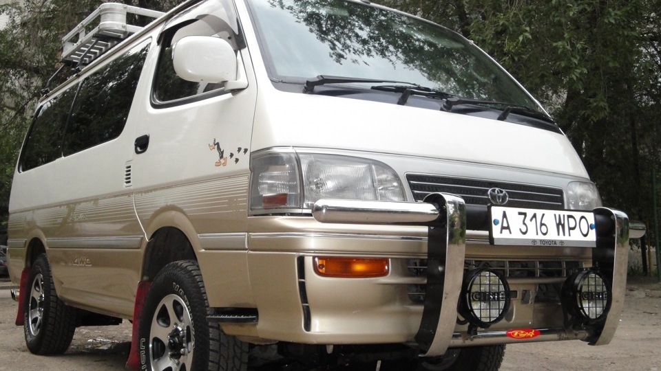 Toyota Hiace 4wd