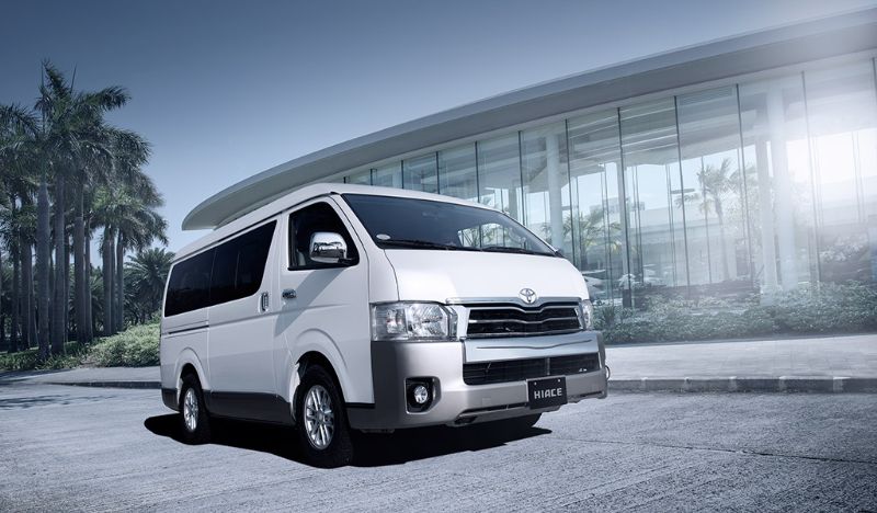 Toyota Hiace Commuter 2014