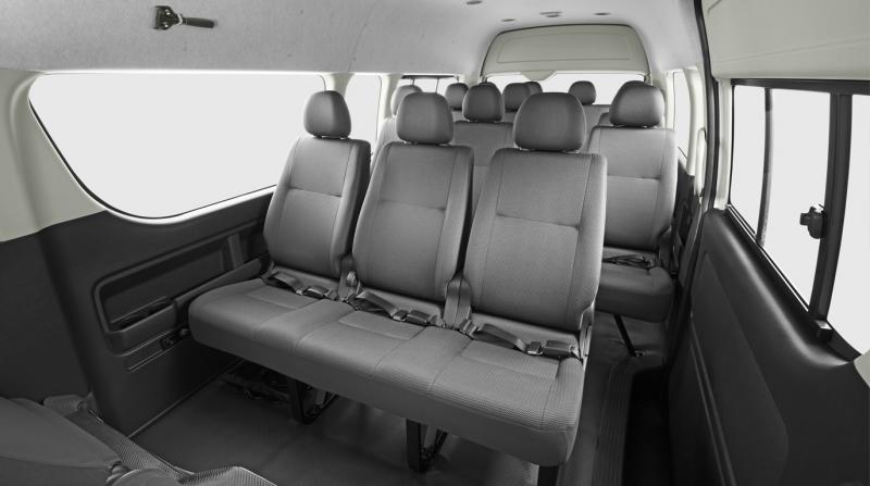 Toyota Hiace Commuter 2014