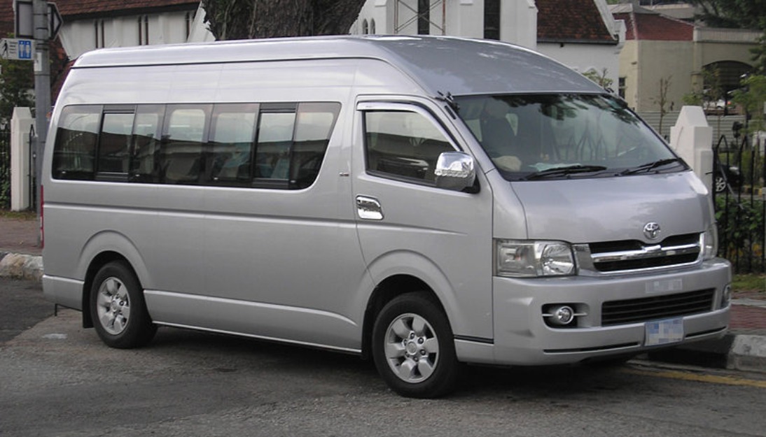 Toyota Hiace Grand Cabin