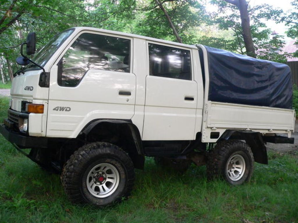 Toyota Hiace Pick Up
