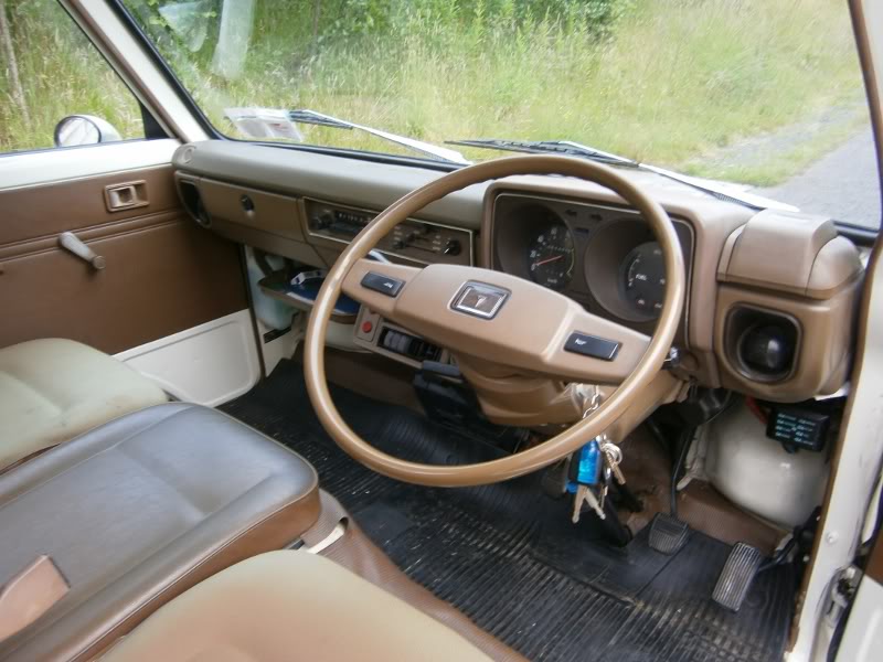 Toyota Hiace Pick Up