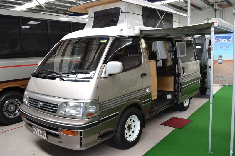 Toyota Hiace Super Custom