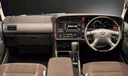 Toyota Hiace Super Custom