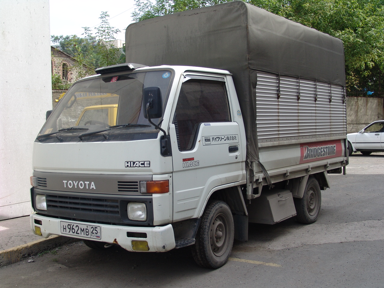 Toyota Hiace Truck