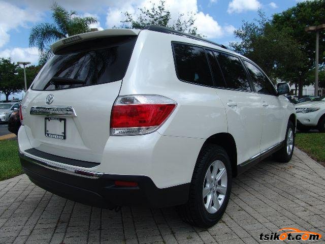 Toyota Highlander 6 Cylinder