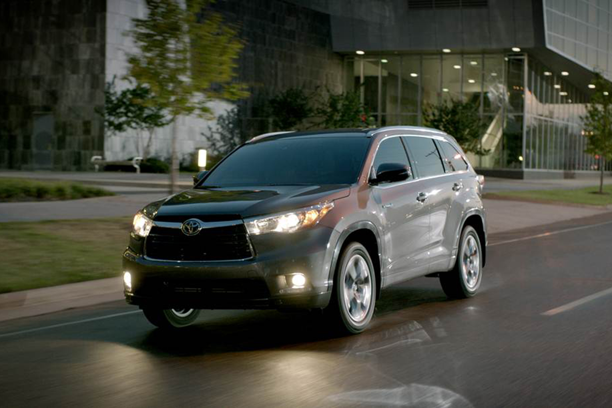 Toyota Highlander Hybrid 2014