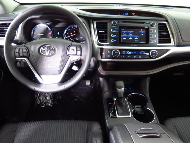 Toyota Highlander Le Plus 2015