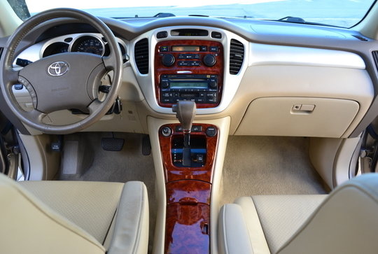Toyota Highlander Limited V6