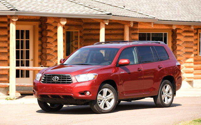 Toyota Highlander Red