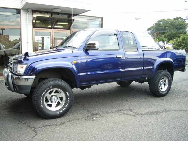 Toyota Hilux 1998 Model