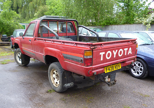 Toyota Hilux 2.2