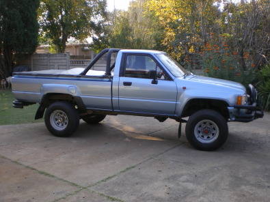 Toyota Hilux 2.2