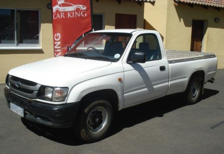 Toyota Hilux 2.4