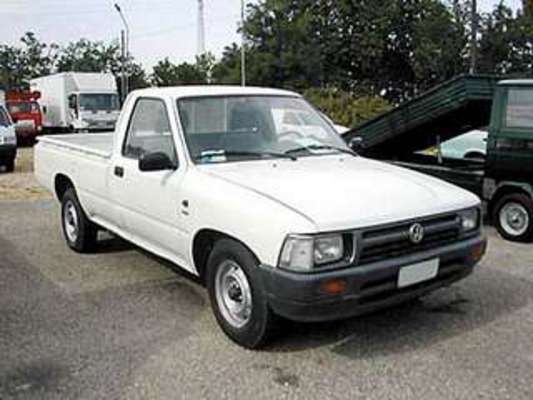 Toyota Hilux 2.4 Toyota Hilux 2.4