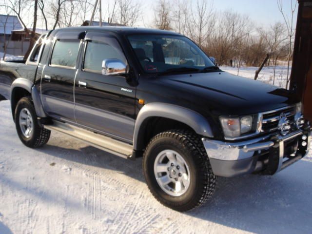 Toyota Hilux 2000