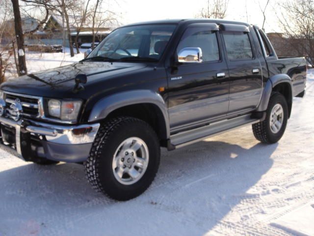 Toyota Hilux 2000