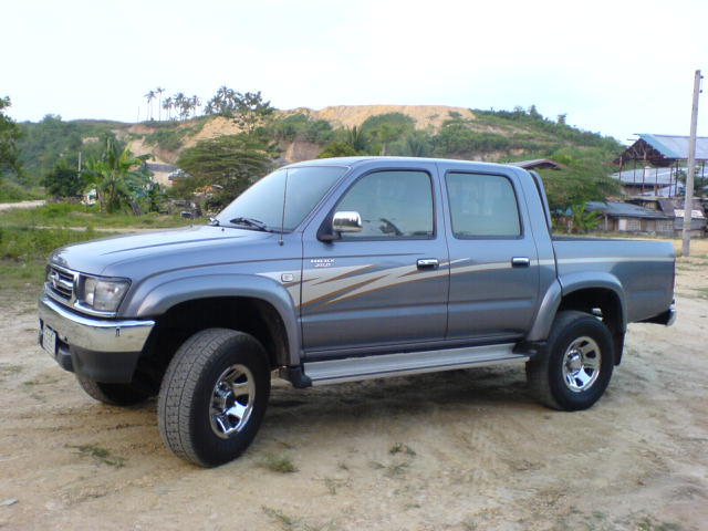 Toyota Hilux 2000