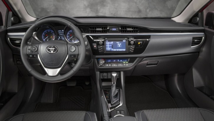 Toyota Hilux 2014