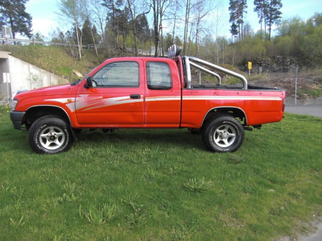 Toyota Hilux 24d
