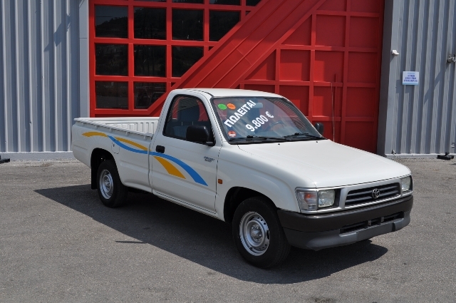 Toyota Hilux 2wd