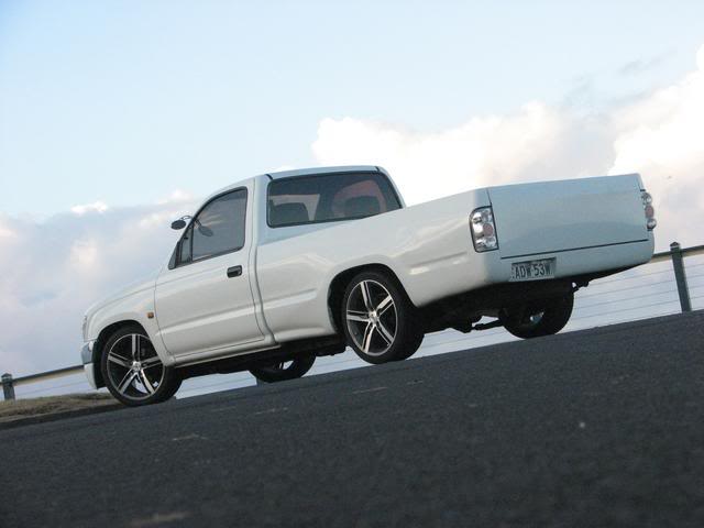 Toyota Hilux 2wd