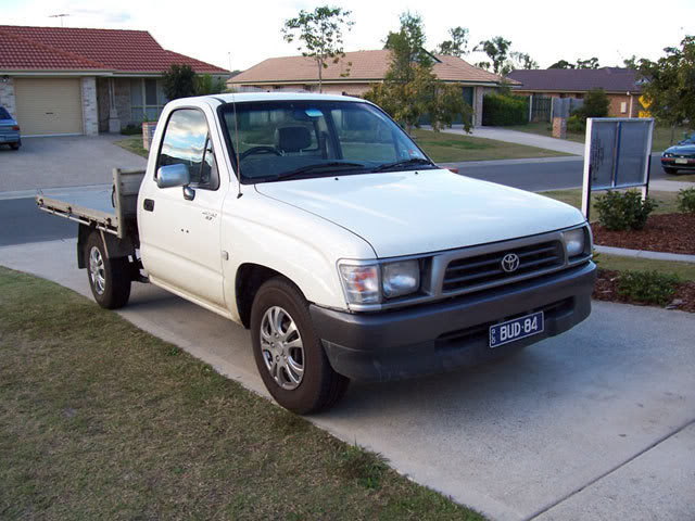 Toyota Hilux 2wd