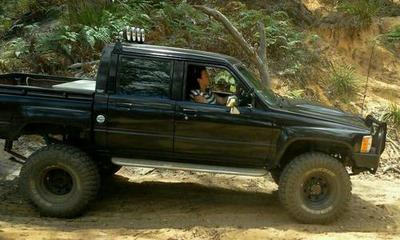 Toyota Hilux 4 Door