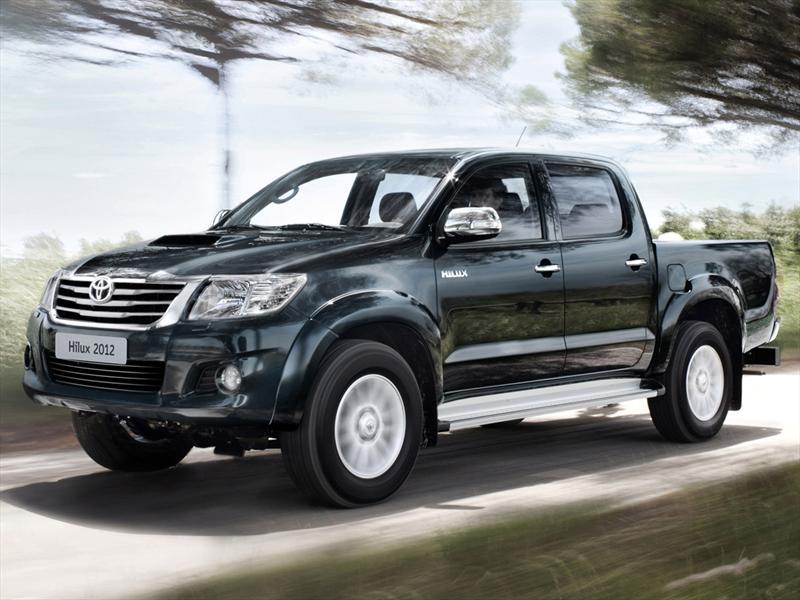 Toyota Hilux 4x2 2014