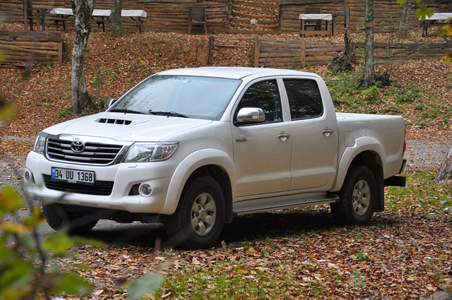 Toyota Hilux 4x2 J 2.5 Dsl