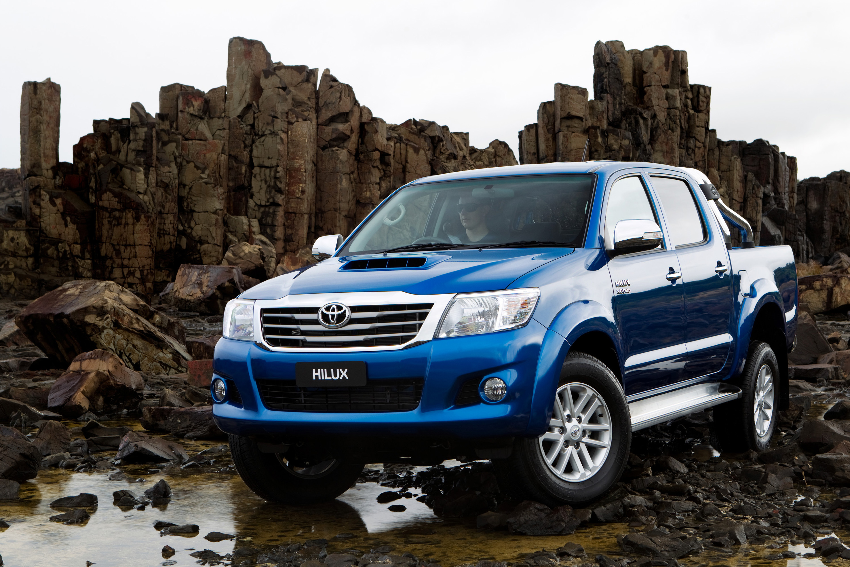Toyota Hilux 4x4 2014