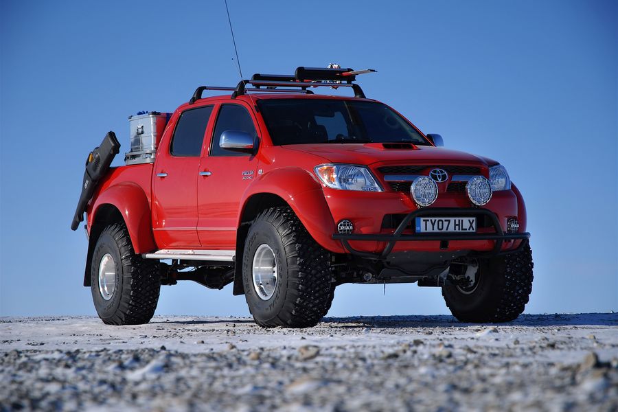 Toyota Hilux Arctic