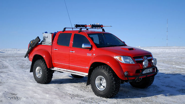 Toyota Hilux At38