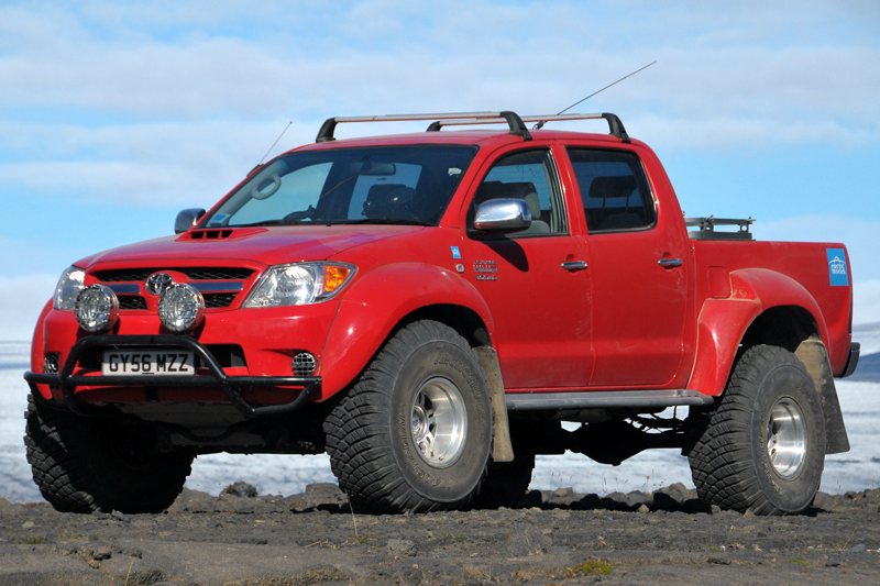 Toyota Hilux At38
