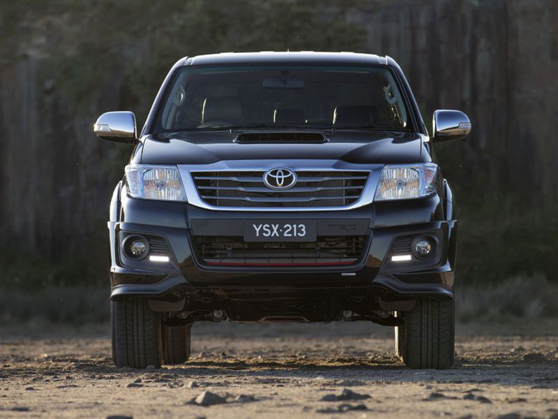 Toyota Hilux Black Edition