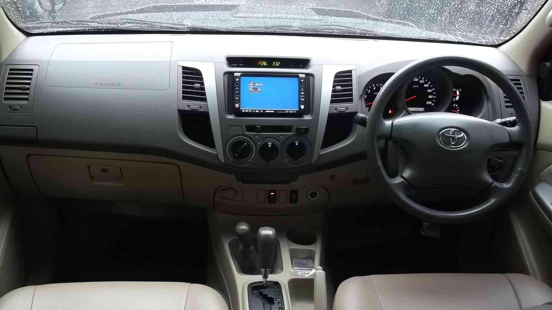 Toyota Hilux Cab