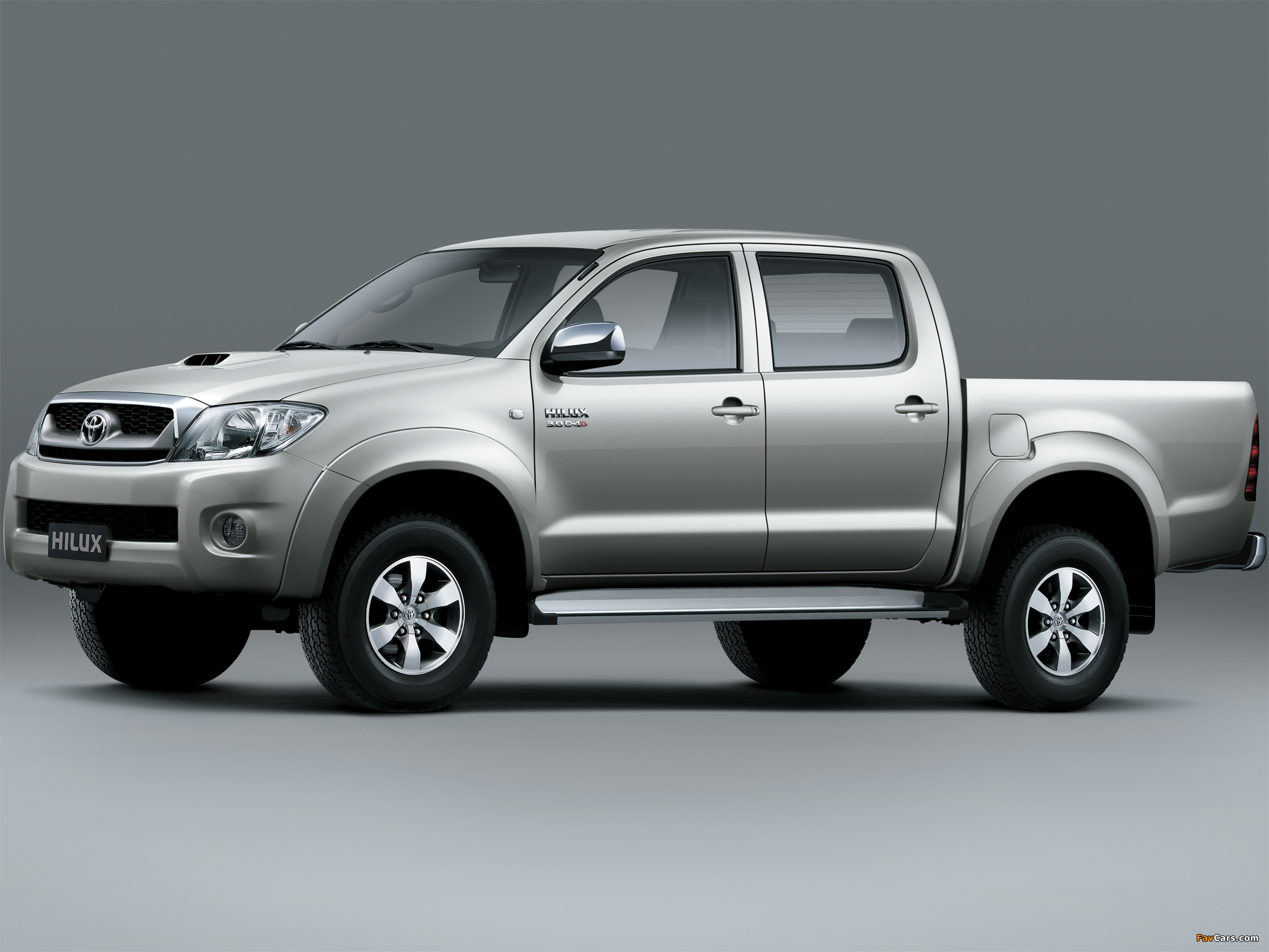 Toyota Hilux Crew Cab