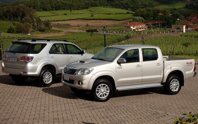 Toyota Hilux E 2014