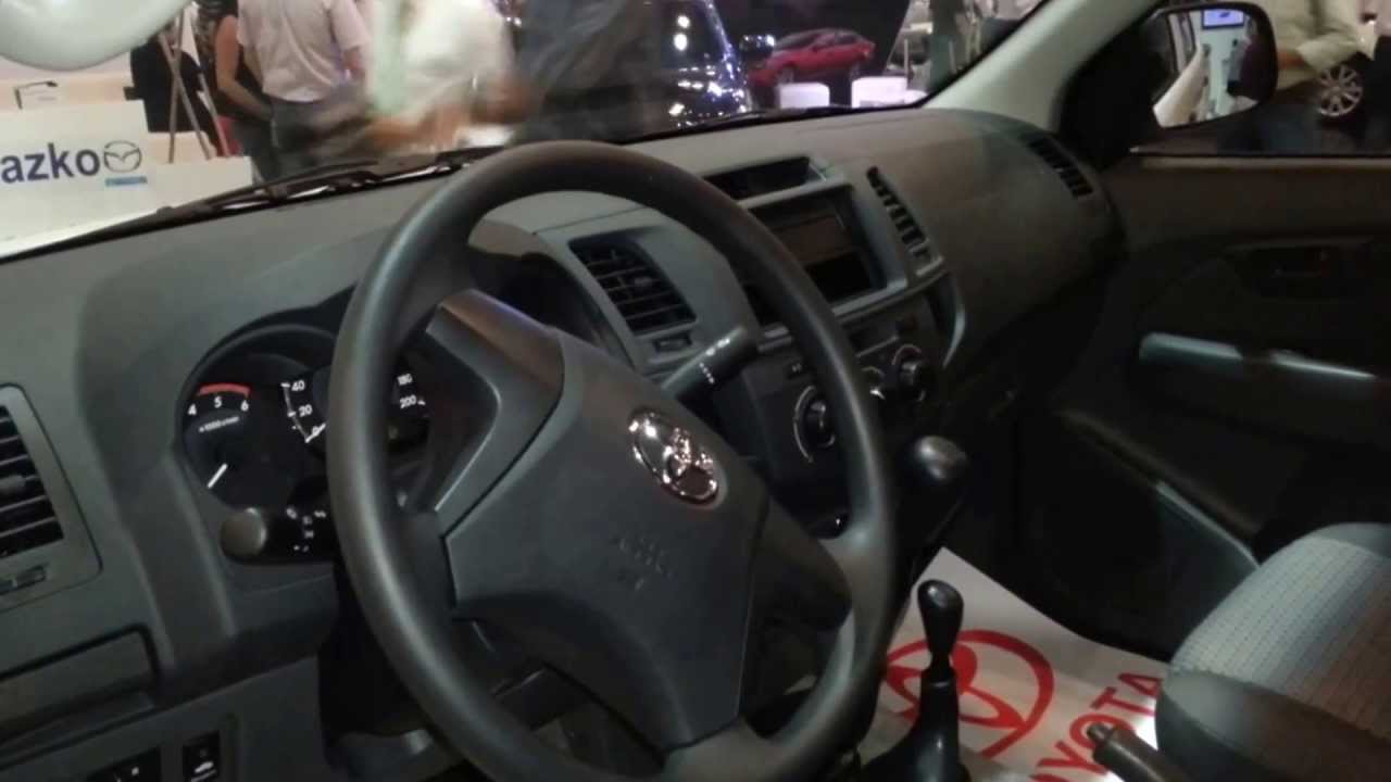 Toyota Hilux E 2014