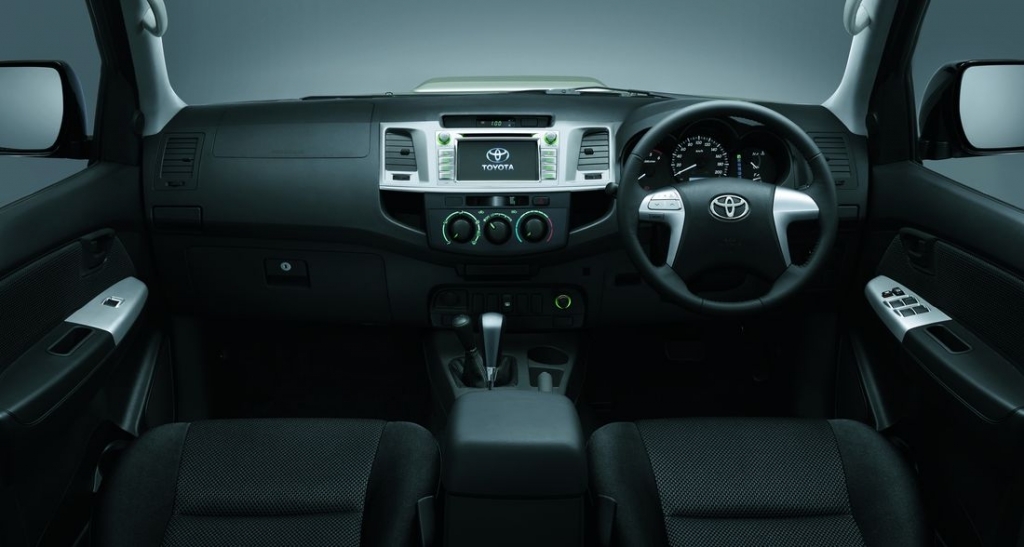 Toyota Hilux Invincible