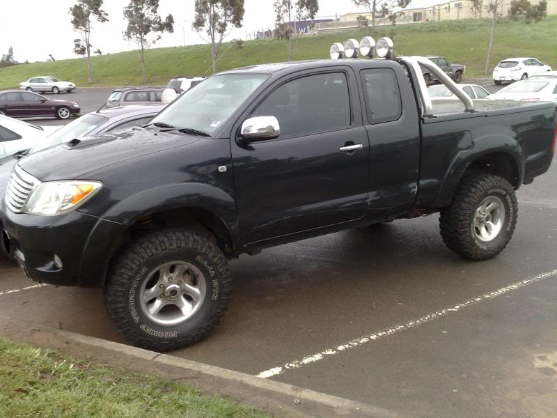 Toyota Hilux Lifted