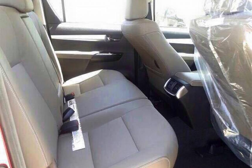 Toyota Hilux Revo 2016