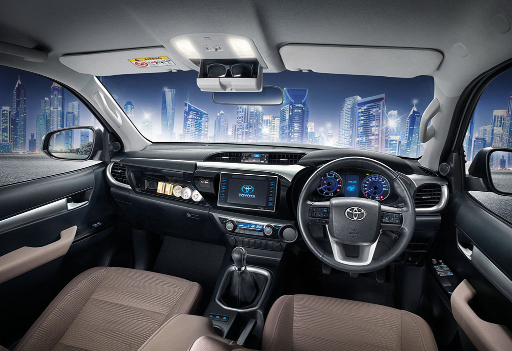 Toyota Hilux Revo 2016