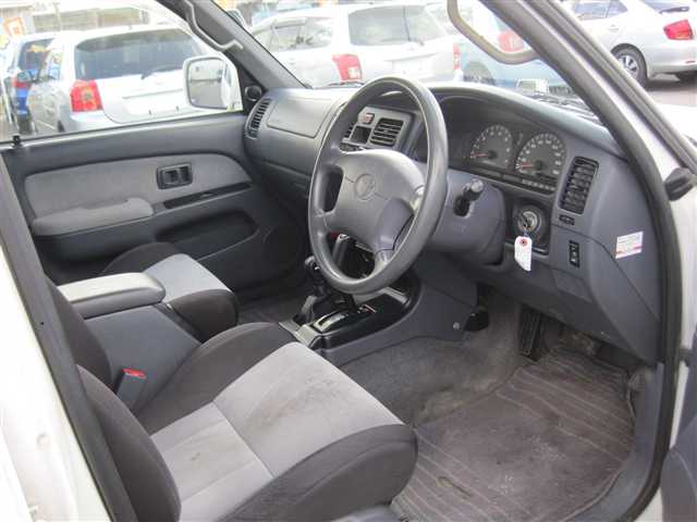 Toyota Hilux Srx