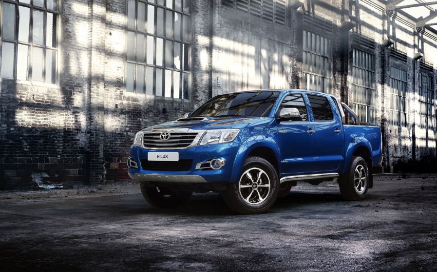 Toyota Hilux Surf 2015